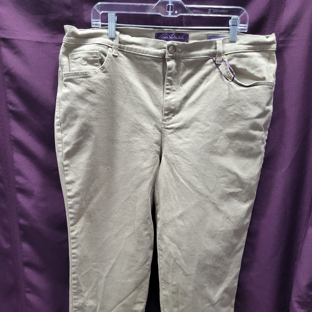 Gloria Vanderbilt Women's Dark Kahki Straight Leg Jeans